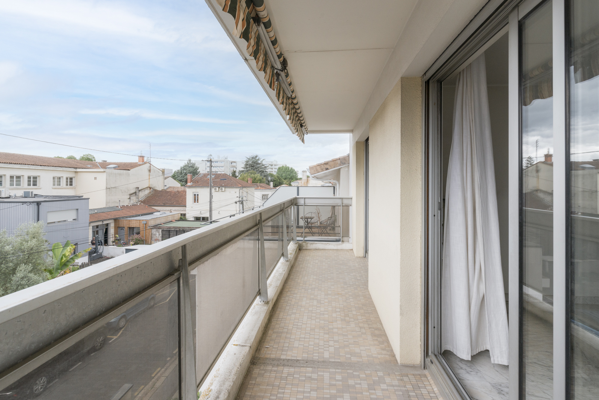 Vente Appartement 69m² 3 Pièces à Bordeaux (33000) - Immobilier Carine Barnabe
